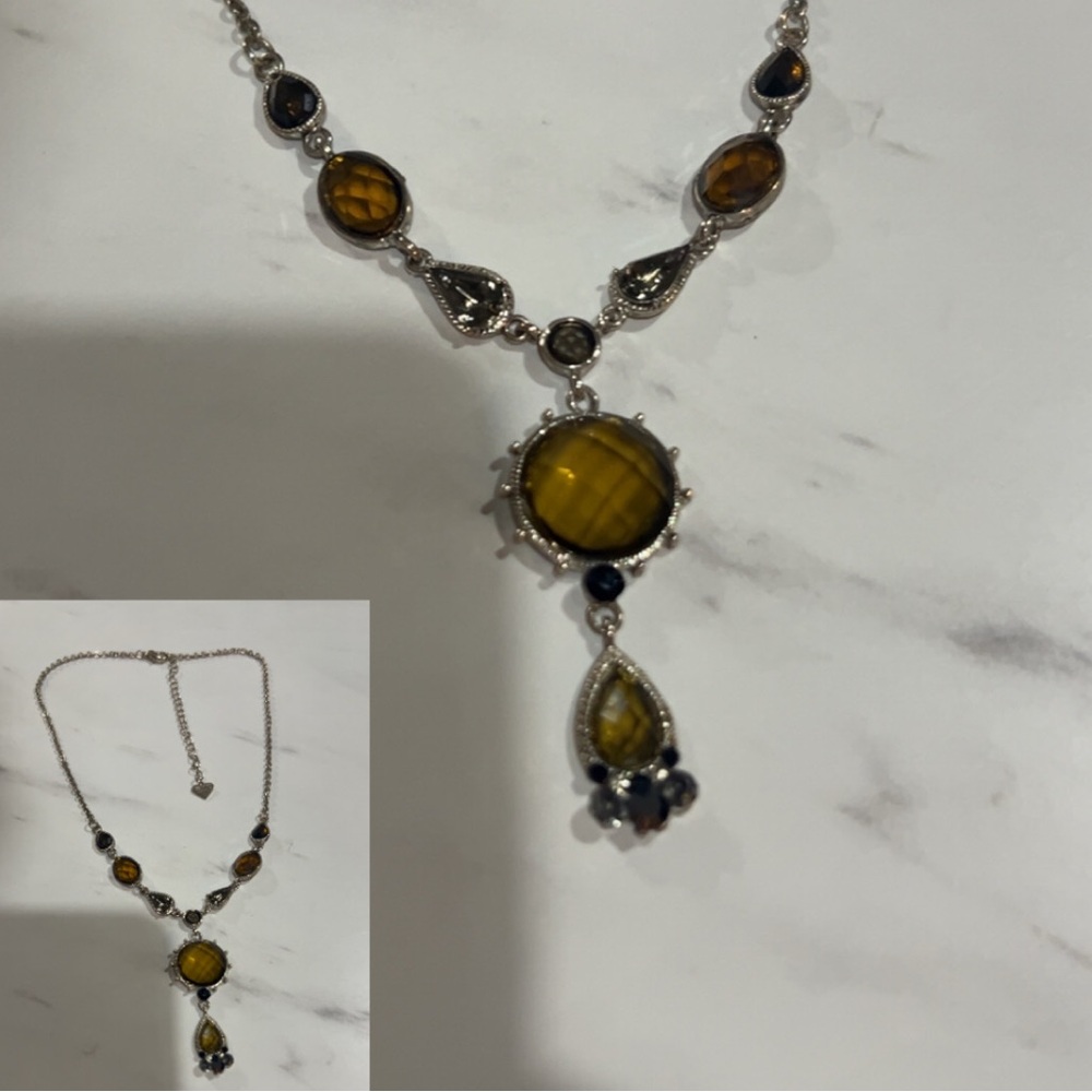 Elegant Silver and Brown Necklace